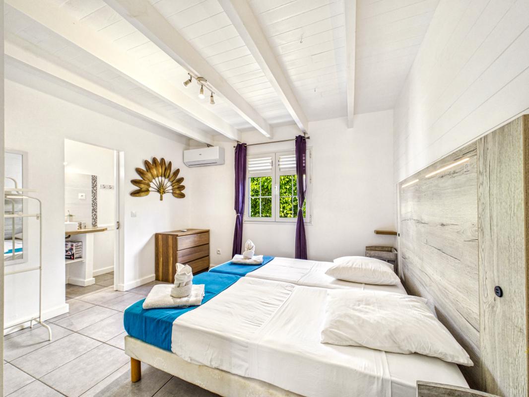 21.Location villa 8 personnes avec piscine et prxomité plage des Raisins Clairs